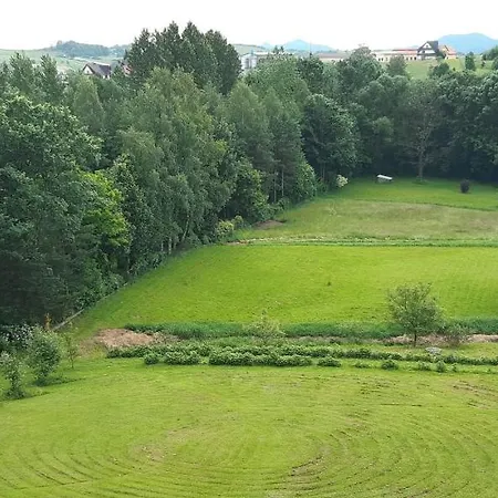 Goscinne U Krysi Farm stay Mizerna