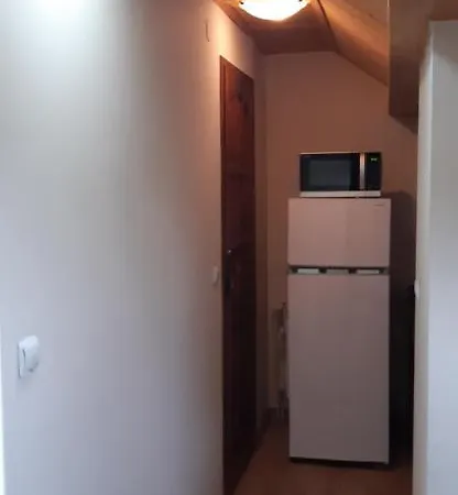 Goscinne U Krysi Bauernhof Mizerna