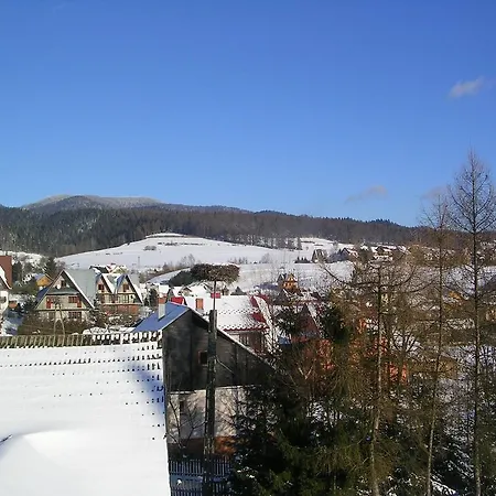Farm stay Goscinne U Krysi Mizerna